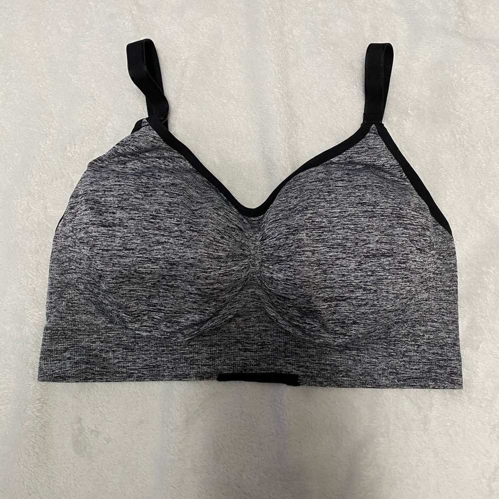 Motherhood Maternity SeamlessMaternityNursing Bra